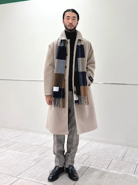 「アイテム（ステンカラーコート）」を使った、室川さん（メンズ・178cm）の冬コーディネート