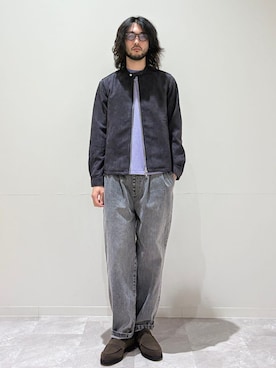 「SHIPS（シップス）のアイテム（Tシャツ/カットソー）」を使った、室川さん（メンズ・178cm）の秋コーディネート