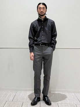 「シップス カラーズ」｜室川さん（メンズ・178cm）の秋コーディネート