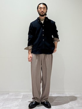 「SHIPS Colors（シップス カラーズ）のアイテム（その他パンツ）」を使った、室川さん（メンズ・178cm）の秋コーディネート