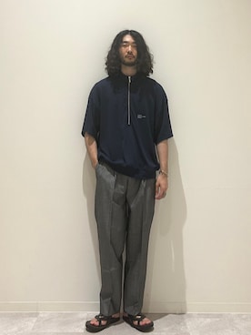 「アイテム（Tシャツ/カットソー、ブルー系）」を使った、室川さん（メンズ・178cm）の夏コーディネート