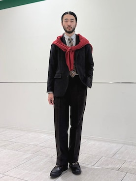 「アイテム（スーツジャケット）」を使った、室川さん（メンズ・178cm）の冬コーディネート