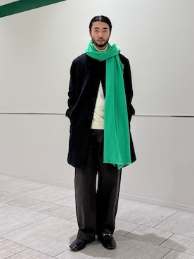 「アイテム（ストール/ショール）」を使った、室川さん（メンズ・178cm）の冬コーディネート
