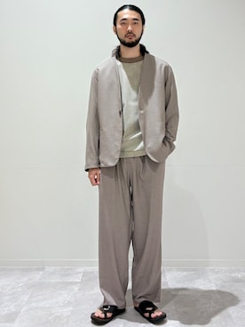 「アイテム（ノーカラージャケット）」を使った、室川さん（メンズ・178cm）の夏コーディネート