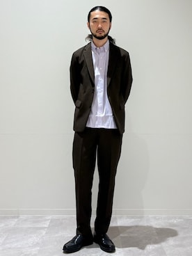 「アイテム（スーツジャケット）」を使った、室川さん（メンズ・178cm）の夏コーディネート