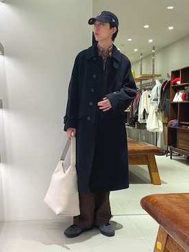 「アイテム（ハンドバッグ）」を使った、うちだりょうさん（メンズ・178cm）の秋コーディネート