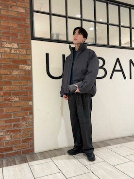 「寒い」｜「アイテム（財布/小物）」を使った、うちだりょうさん（メンズ・178cm）の秋コーディネート