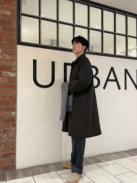 「アイテム（ステンカラーコート）」を使った、うちだりょうさん（メンズ・178cm）の秋コーディネート