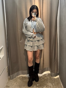 「厚底ブーツ」｜「アイテム（パーカー）」を使った、松本つづみさん（レディース・158cm）の秋コーディネート