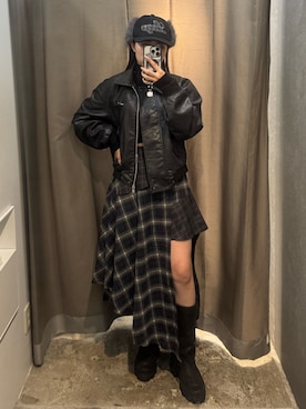 「EMODA（エモダ）のハイネッククロップニット（ニット/セーター）」を使った、松本つづみさん（レディース・158cm）の秋コーディネート