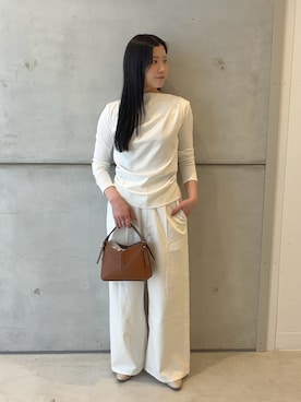 「URBAN RESEARCH（アーバンリサーチ）のアイテム（トップス、ホワイト系）」を使った、meiさん（レディース・157cm）の春コーディネート