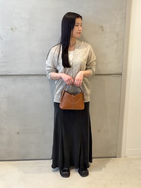 「URBAN RESEARCH DOORS（アーバンリサーチドアーズ）のリネンVネックカーディガン（カーディガン/ボレロ、ベージュ系）」を使った、meiさん（レディース・157cm）の春コーディネート