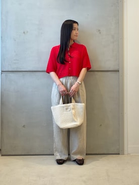 「URBAN RESEARCH（アーバンリサーチ）のシャツカラーレースニット（ニット/セーター、レッド系）」を使った、meiさん（レディース・157cm）の春コーディネート