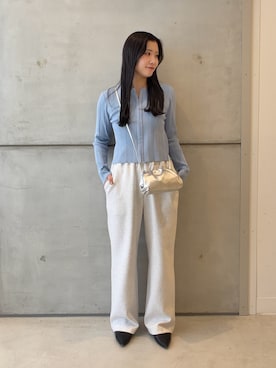 「URBAN RESEARCH（アーバンリサーチ）のレザーショルダーバッグ（ショルダーバッグ、シルバー系）」を使った、meiさん（レディース・157cm）の春コーディネート