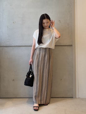 「URBAN RESEARCH DOORS（アーバンリサーチドアーズ）のLinen Stripe I-Line Skirt（スカート、ベージュ系）」を使った、meiさん（レディース・157cm）の夏コーディネート
