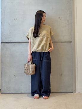 「かぐれ（カグレ）のコットンリネンデニムペインターパンツ（デニムパンツ、ブルー系）」を使った、meiさん（レディース・157cm）の春コーディネート