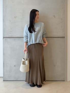 「URBAN RESEARCH DOORS（アーバンリサーチドアーズ）のリネンフロントギャザープルオーバー（シャツ/ブラウス、ブルー系）」を使った、meiさん（レディース・157cm）の春コーディネート