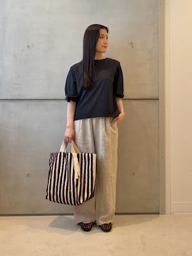 「URBAN RESEARCH DOORS（アーバンリサーチドアーズ）の『UR TECH』サマシェアツイストスリーブプルオーバー（Tシャツ/カットソー、ブルー系）」を使った、meiさん（レディース・157cm）の春コーディネート