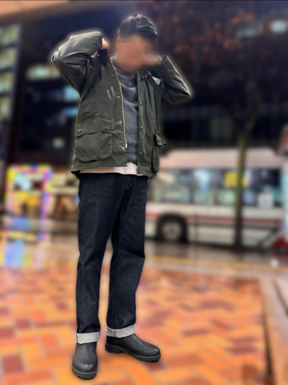 「Barbour、アラフィフ」｜「Barbourのアイテム（ジャケット/アウター、グリーン系）」を使った、hitohitoshi0413さん（メンズ・180cm）の秋コーディネートの1枚目の写真