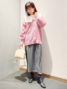 「ラウンドバッグ」｜「アイテム（ブーツ）」を使った、satomikamoさん（レディース・162cm）の冬コーディネート
