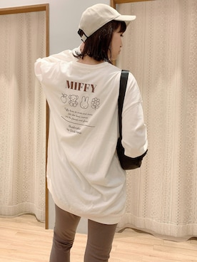 「ミッフィーTシャツ」｜satomikamoさん（レディース・162cm）の秋コーディネート
