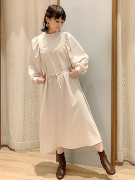 「SLURR（スラ―）のアイテム（ワンピース/ドレス）」を使った、satomikamoさん（レディース・162cm）の秋コーディネート