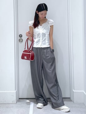 「FOREVER 21（フォーエバー トゥエンティーワン）の【2025SS】ナンバリングミニボストン（ボストンバッグ）」を使った、まゆさん（レディース・167cm）の夏コーディネート