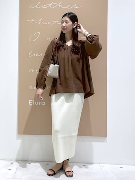 「Elura（エルーラ）の＜kakatoo＞ワイドコンビバック/633024（トートバッグ、ブラウン系）」を使った、まゆさん（レディース・167cm）の春コーディネート