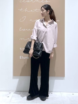 「Elura（エルーラ）のカットベロアパンツ/1057123（その他パンツ、ブラック系）」を使った、まゆさん（レディース・167cm）の秋コーディネート