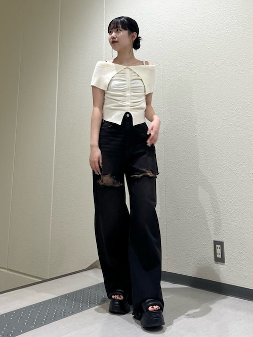 Enewd nina ストライプボタンオフショルダー ストライプ ボタン オフショルダー Tシャツ ベージュ ブラック