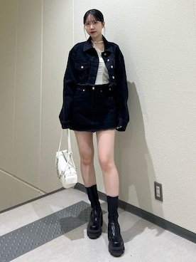 「アイテム（デニムジャケット）」を使った、田中愛生さん（レディース・158cm）の夏コーディネート