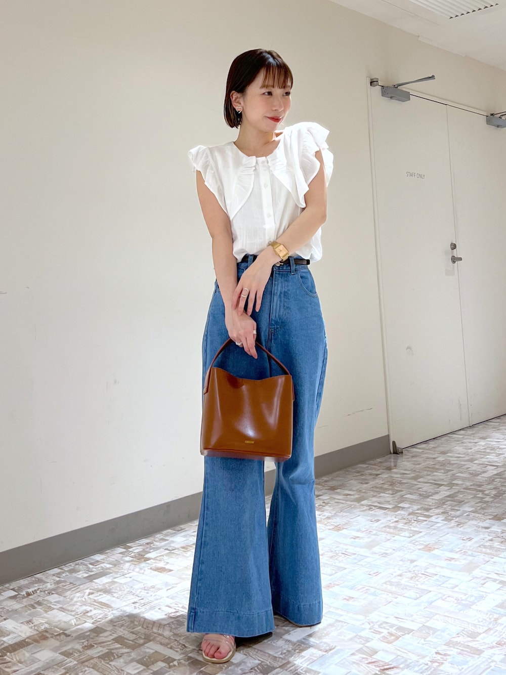 「Heather、へザー、低身長、低身長コーデ、バギーデニム、デニム、デニムパンツ、ノースリーブ、夏コーデ、シンプルコーデ、カジュアルコーデ、パンツスタイル、今日のコーデ、夏服、大人かわいい」｜「Heatherのアソートセーラーカラーノースリーブブラウス　123349（シャツ/ブラウス、ホワイト系）」を使った、みさっきーさん（レディース・154cm）の夏コーディネートの1枚目の写真