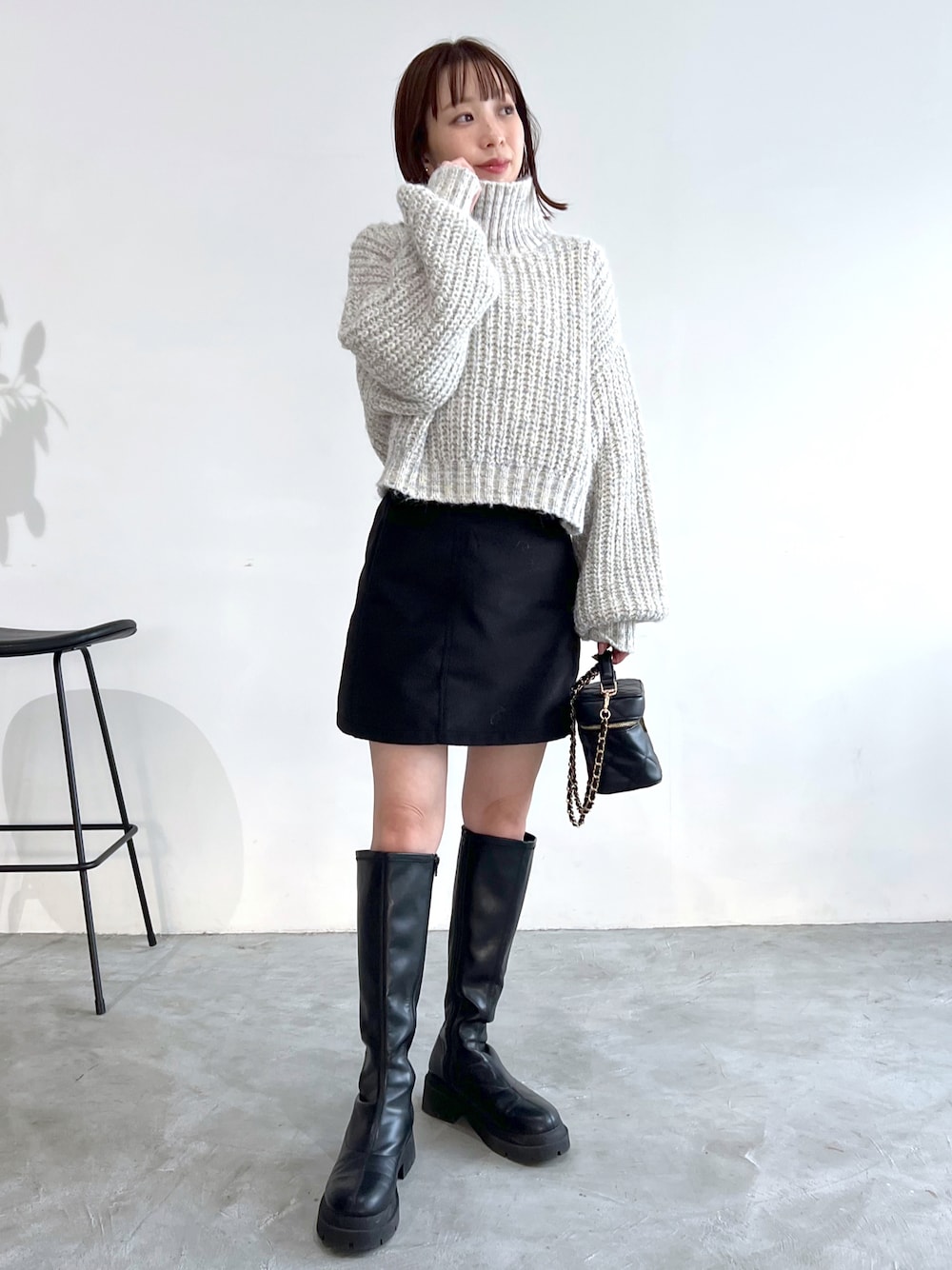 「Heather、へザー、低身長、休日コーデ、ニット、ハイネック、ハイネックニット、台形ｽｶｰﾄ、スカート、ロングブーツ、オトナ女子、ブーツコーデ、mixニット」｜「Heatherのインヒールストレッチロングブーツ　229820（ブーツ、ブラック系）」を使った、みさっきーさん（レディース・154cm）の秋コーディネートの1枚目の写真