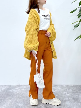 「スリットパンツ」｜「アイテム（財布/小物）」を使った、みさっきーさん（レディース・154cm）の秋コーディネート