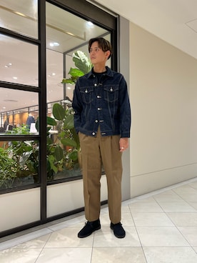 「URBAN RESEARCH（アーバンリサーチ）のアイテム（チノパンツ）」を使った、カネミツさん（メンズ・181cm）の秋コーディネート