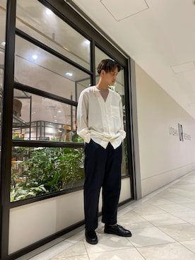 「URBAN RESEARCH（アーバンリサーチ）のアイテム（チノパンツ）」を使った、カネミツさん（メンズ・181cm）の秋コーディネート