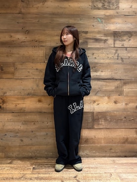 「Champion（チャンピオン）のXLARGE×Champion REVERSE WEAVE ZIP HOODED SWEATSHIRT（パーカー、ブラック系）」を使った、sa$さん（レディース・152cm）の秋コーディネート