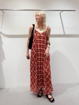 「KBF（ケイビーエフ）のレイヤードライクカップ付きタンクトップ（タンクトップ、ホワイト系）」を使った、やまちゃんさん（レディース・165cm）の夏コーディネート