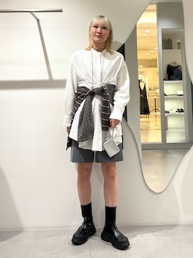 「アイテム（財布）」を使った、やまちゃんさん（レディース・166cm）の秋コーディネート