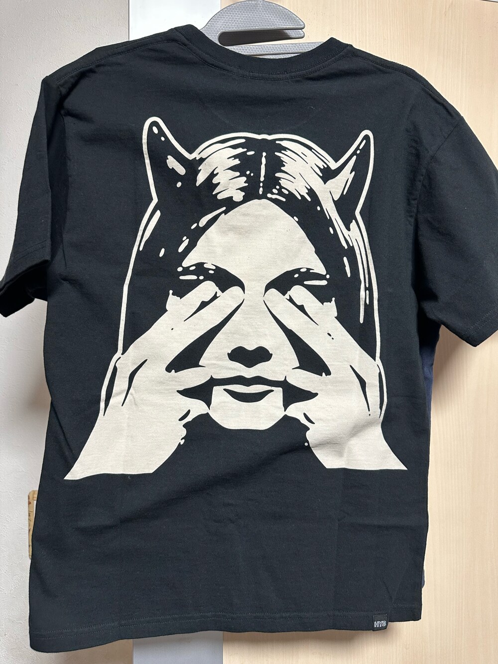 「HYSTERIC GLAMOURのアイテム（Tシャツ/カットソー、ブラック系）」を使った、mattu0911さん（メンズ・162cm）の春コーディネートの1枚目の写真