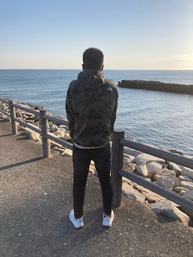 「THE NORTH FACE（ザノースフェイス）のザ ノース フェイス THE NORTH FACE Novelty Venture Jacket（Nylon jacket、グリーン系）」を使った、kさん（メンズ・169cm）の春コーディネート