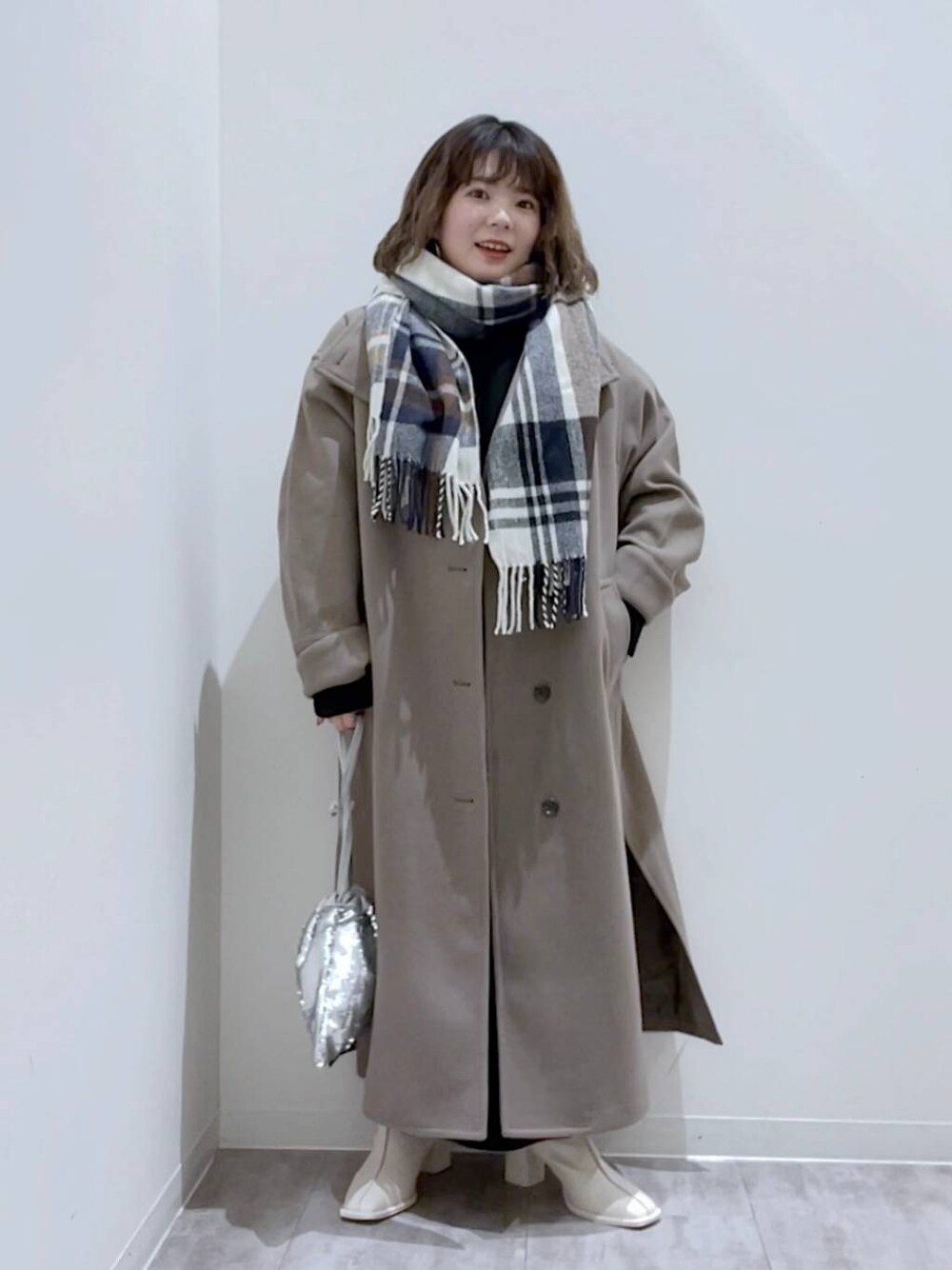 aika(LOWRYS FARM フューチャーシティーファボーレ)|LOWRYS FARMのチェスターコートを使ったコーディネート - WEAR