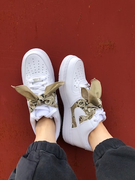 「NIKE（ナイキ）のアイテム（スニーカー、ホワイト系）」を使った、stone1customさん（レディース）の秋コーディネート