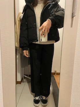 「GRL（グレイル）のセンタープレスストレートパンツ（その他パンツ、ブラック系）」を使った、ano15sugar15さん（レディース）の冬コーディネート