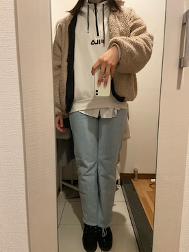 「GRL（グレイル）のフリンジヘムフレアデニムパンツ（デニムパンツ、ブルー系）」を使った、ano15sugar15さん（レディース）の冬コーディネート