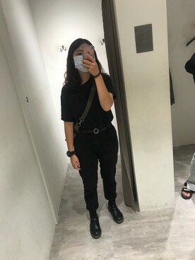 「蝦皮のアイテム（チノパンツ、ブラック系）」を使った、jingさん（レディース・159cm）の秋コーディネート