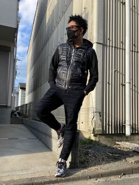 「ARMANI EXCHANGE（アルマーニエクスチェンジ）のアイテム（チノパンツ）」を使った、yohさん（メンズ・184cm）の冬コーディネート