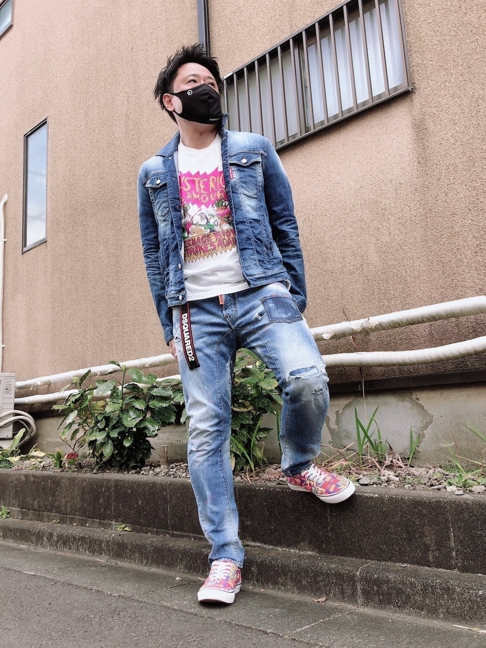 DSQUARED2のデニムジャケットを使った人気ファッション