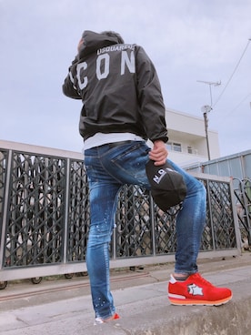 「DSQUARED2（ディースクエアード）のアイテム（ナイロンジャケット）」を使った、yohさん（メンズ・184cm）の秋コーディネート