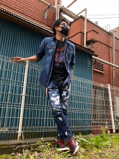 DSQUARED2（ディースクエアード）の「PANTS 5 POCKETS /BLEACH SPLASH